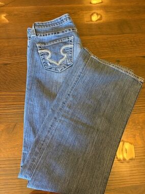 Big Star Boot Cut Jeans in Classic Blue with Embroidered Pocket